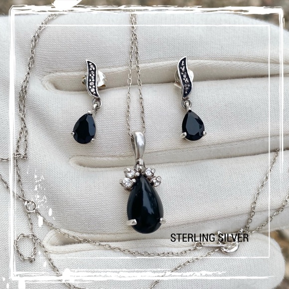 Black Onyx Sterling Silver Post Earrings & Necklace Pendant Set - Vintage - Picture 3 of 14